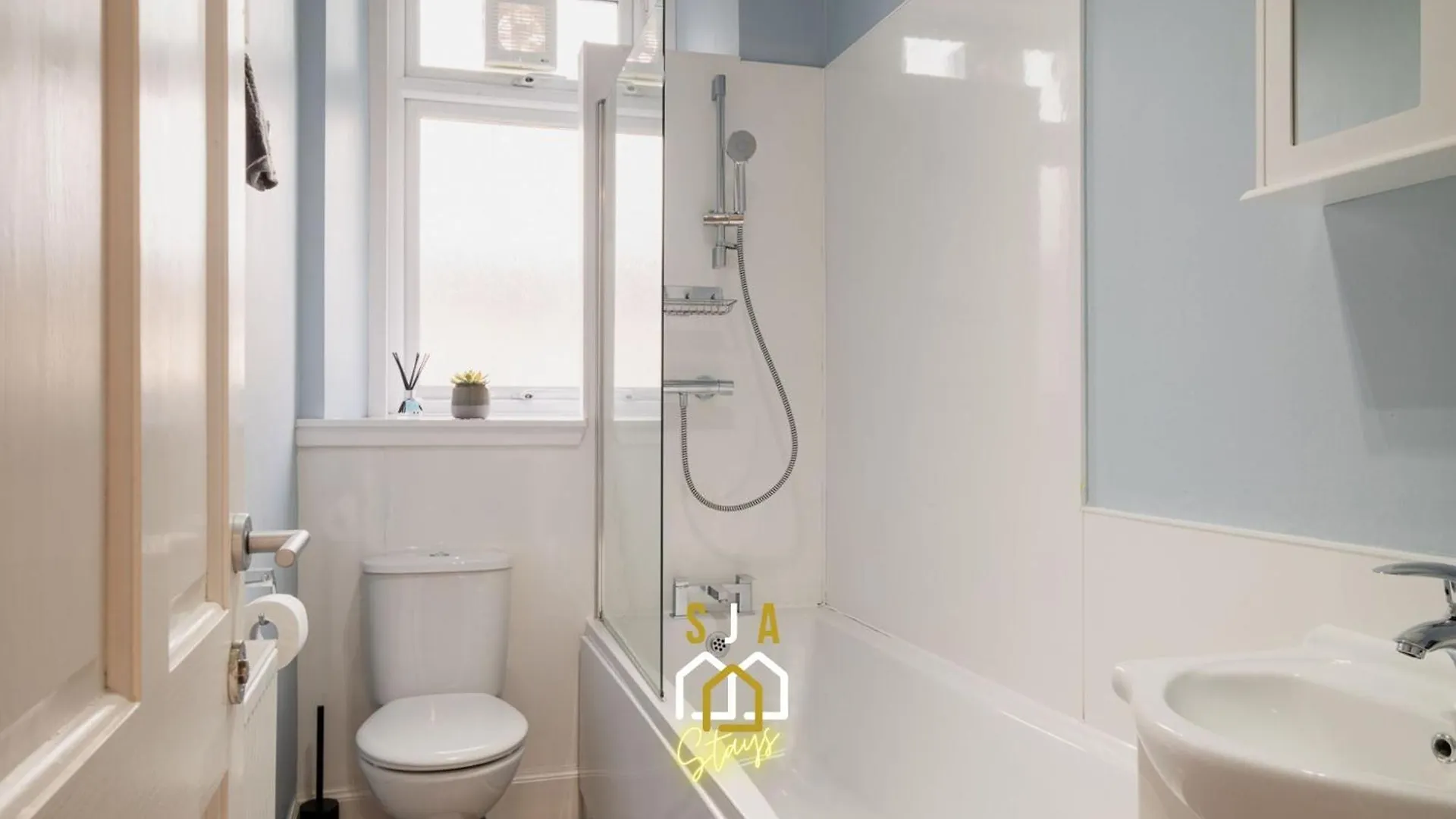 Modern City Stay - Sja Stays - 2 Bed Apartment Aberdeen