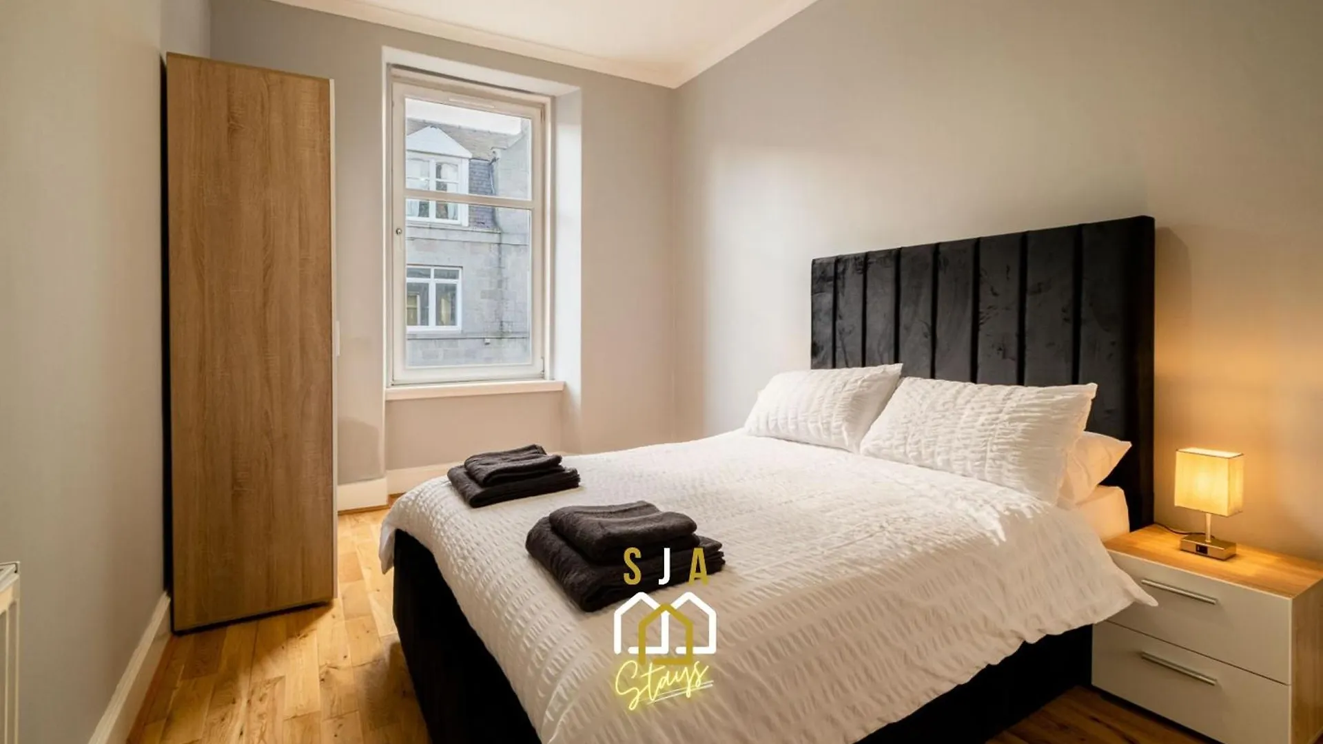 Modern City Stay - Sja Stays - 2 Bed Apartment Aberdeen