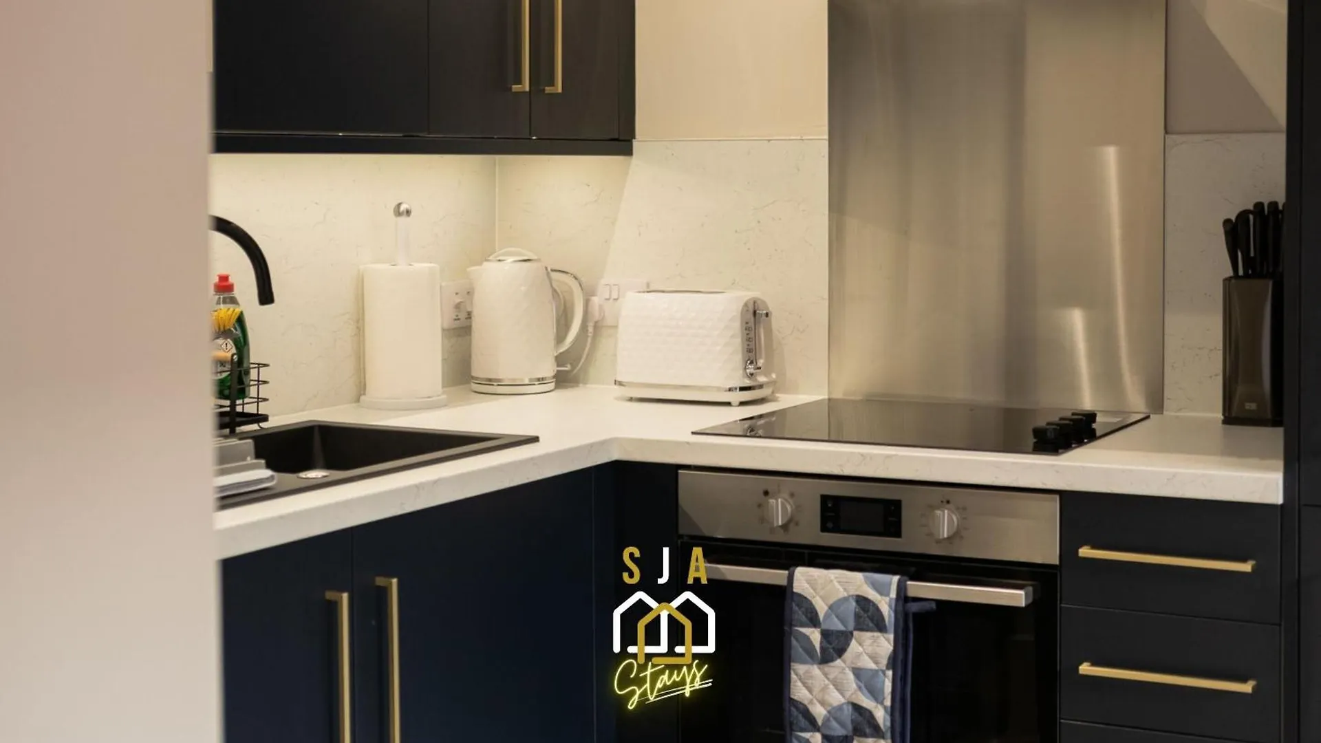 Modern City Stay - Sja Stays - 2 Bed Apartment Aberdeen